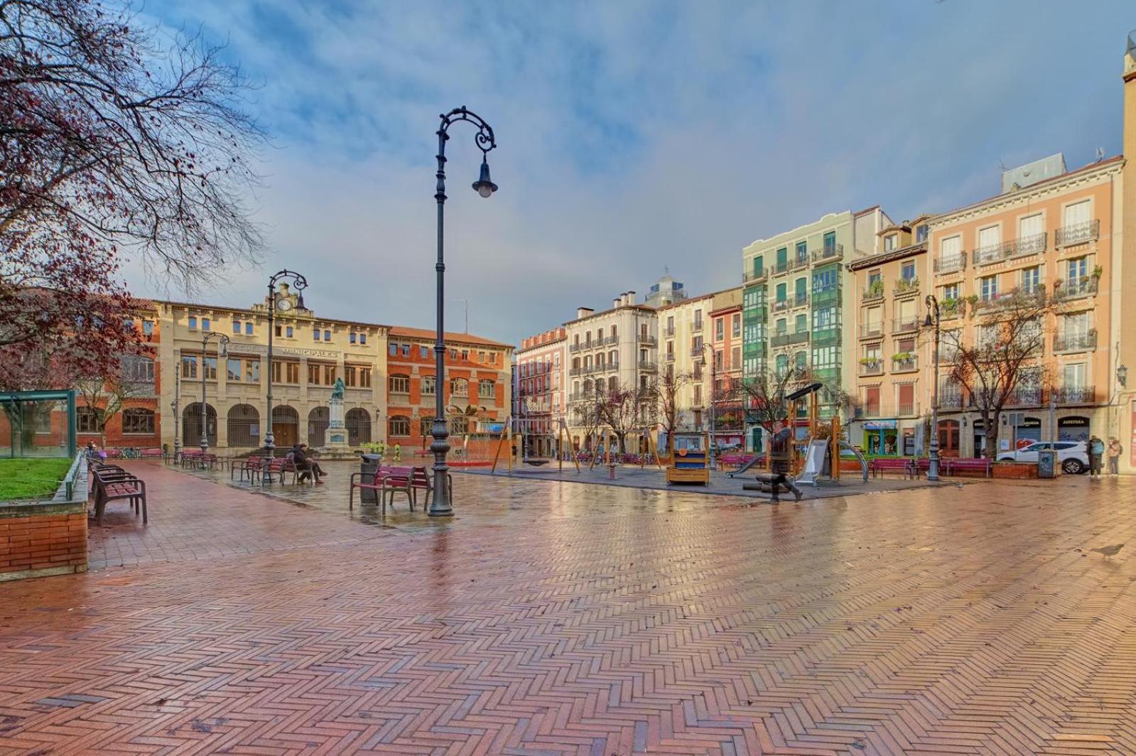 Apartamento Boutique Centro Zapateria 45 Leilighet Pamplona Eksteriør bilde